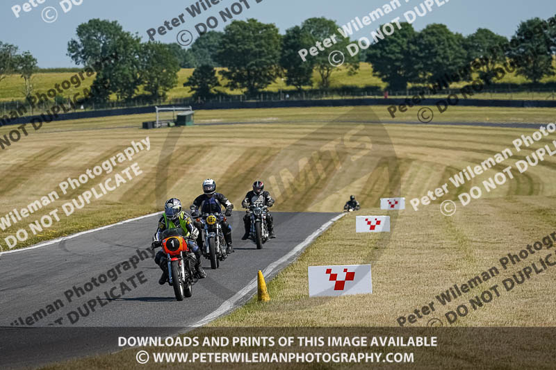 cadwell park;cadwell park photographs;cadwell trackday photographs;enduro digital images;event digital images;eventdigitalimages;peter wileman photography;racing digital images;trackday digital images;trackday photos